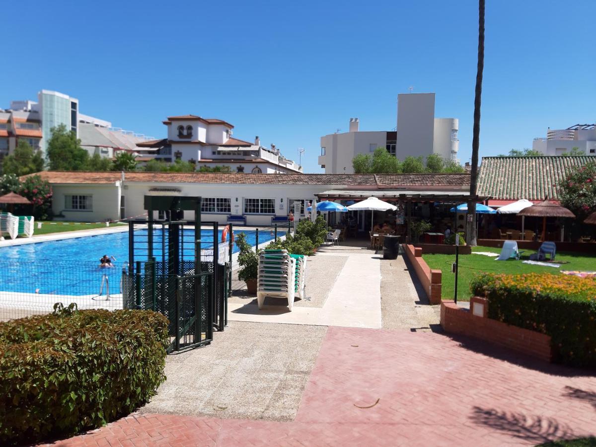 Carihuela Palace Torremolinos Exterior photo